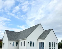 白い家の完成見学会 高崎市